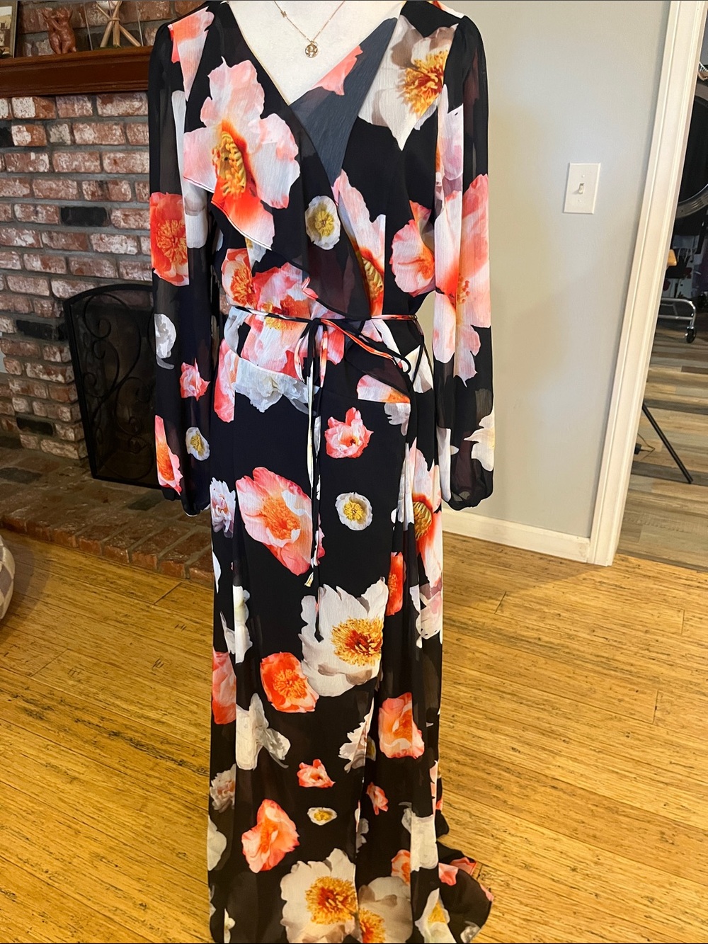 💕Gianni Bini Black Floral Maxi Dress with Pink and White Blooms - Picture 2 of 7